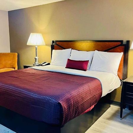 Super 8 By Wyndham Benton Harbor St Joseph Hotel Ngoại thất bức ảnh