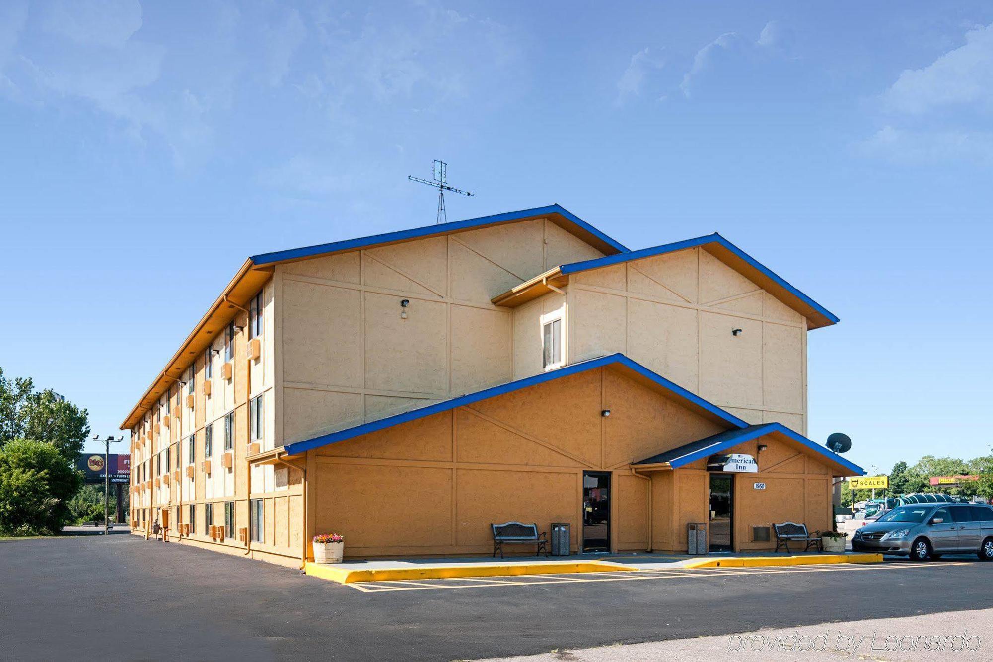 Super 8 By Wyndham Benton Harbor St Joseph Hotel Ngoại thất bức ảnh