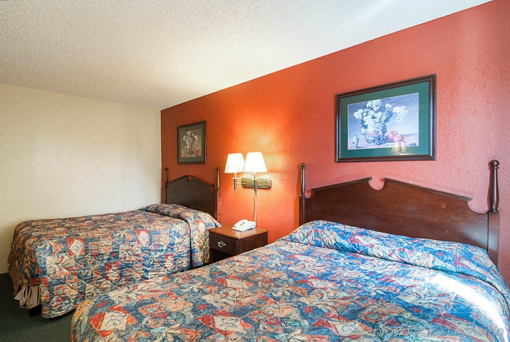 Super 8 By Wyndham Benton Harbor St Joseph Hotel Ngoại thất bức ảnh